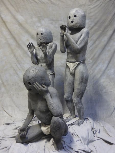 Trois Hommes de boue - Sculptures © Clément